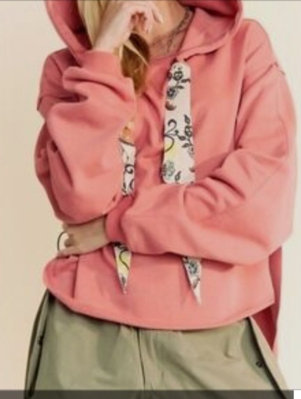 Davi & Dani oversized salmon hoodie (L)